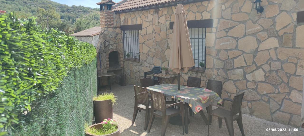 La Pasailla De Gredos Affittacamere Navacepeda de Tormes Esterno foto